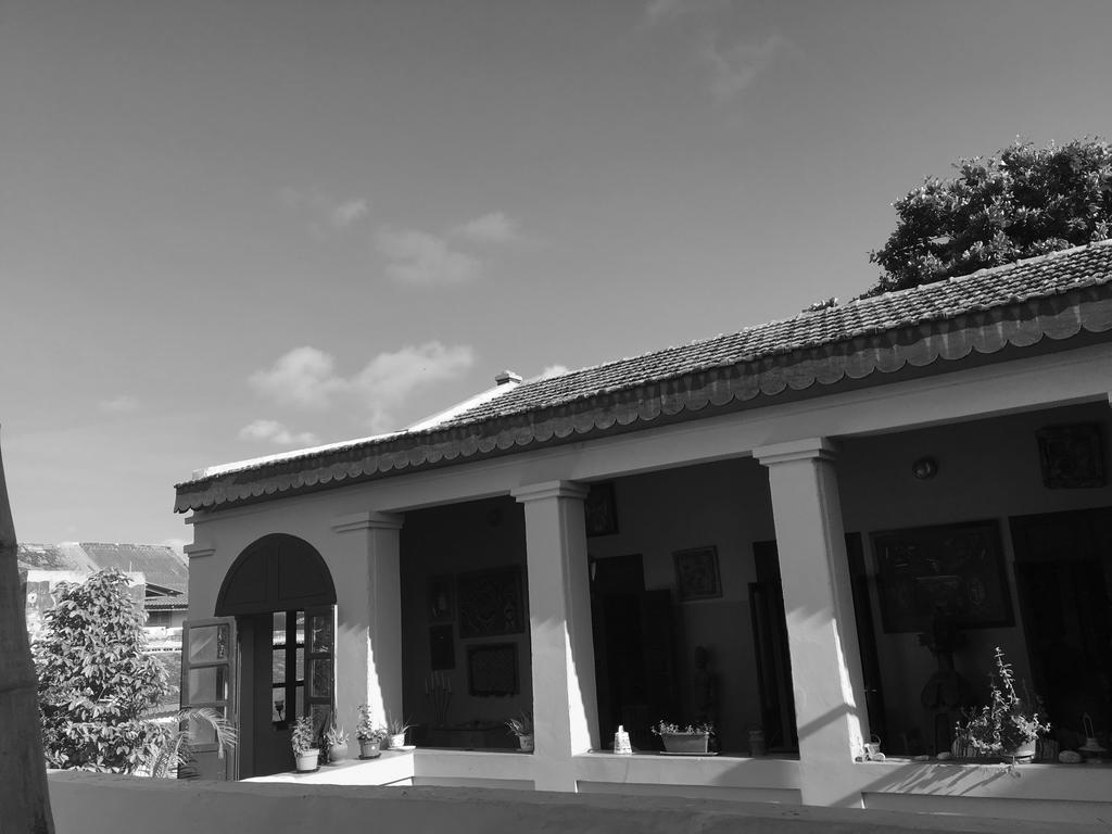 Chez Eric Hotel Goree Exterior photo